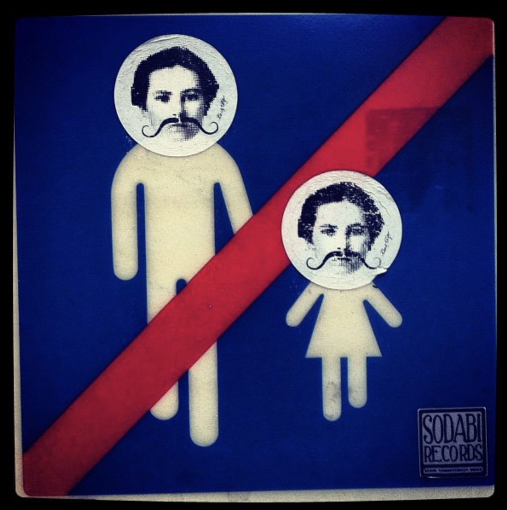 Guerilla style stickers, Paris